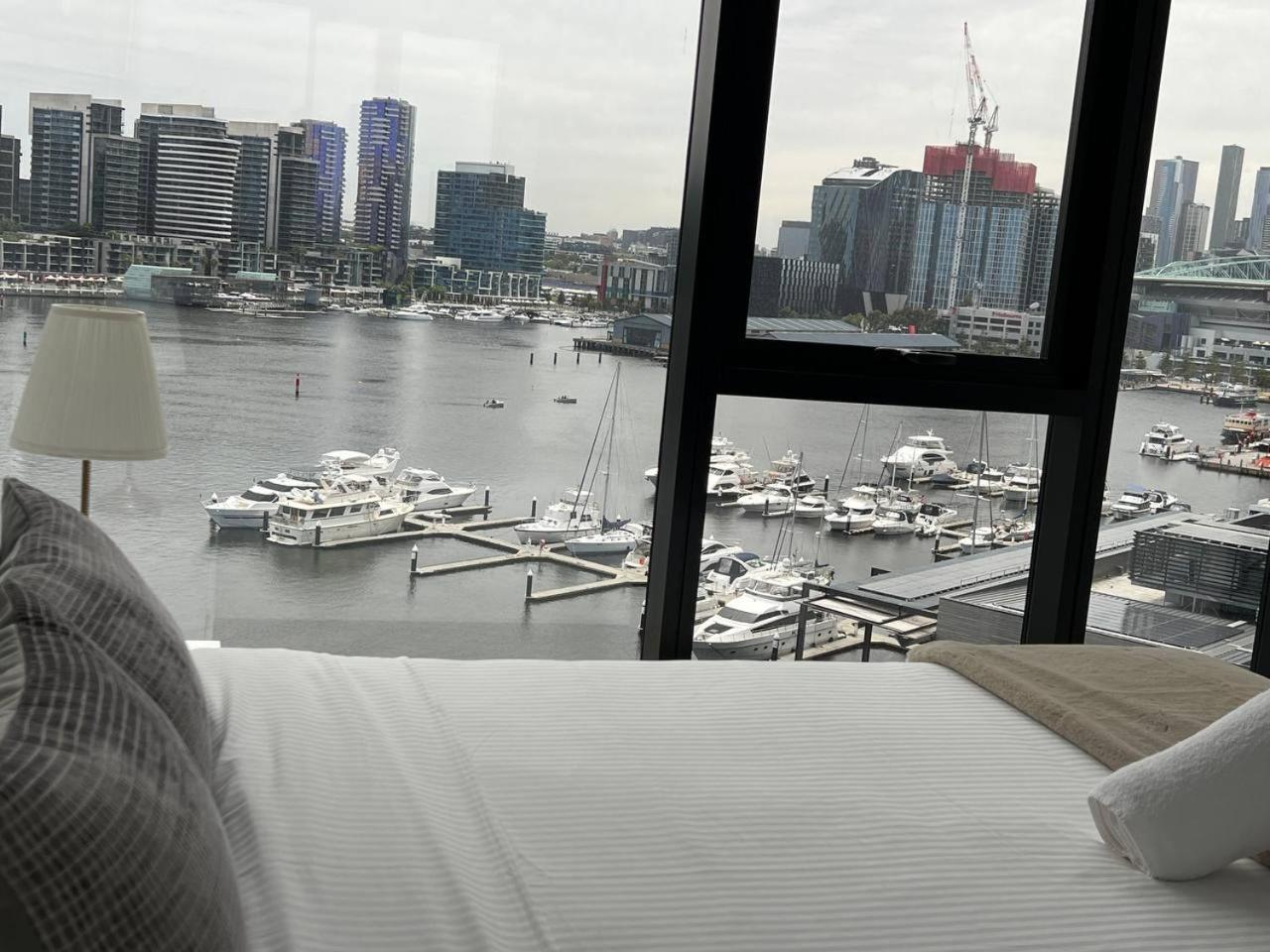 Pars Apartments - Collins Wharf Waterfront, Docklands Ville de Ville de Melbourne Extérieur photo